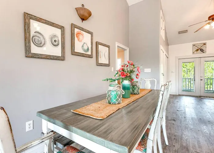 Lovely For Bolott Hébergement de vacances